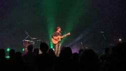 Jason Mraz on Dec 8, 2021 [147-small]
