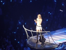 Taylor Swift / HAIM / Mick Jagger / Leona Lewis / Vance Joy on Sep 26, 2015 [456-small]