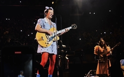 Harry Styles / Orville Peck / Madison Cunningham on Oct 30, 2021 [794-small]