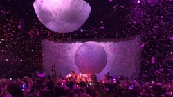 Ariana Grande / Ella Mai / Social House on Aug 28, 2019 [857-small]