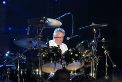 Queen + Paul Rodgers on Oct 18, 2008 [916-small]