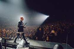 Twenty One Pilots / Misterwives on Nov 9, 2019 [536-small]
