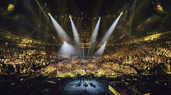 Twenty One Pilots / Misterwives on Nov 9, 2019 [540-small]