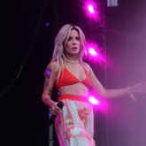 Halsey on Jun 2, 2018 [926-small]