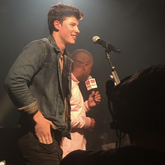 Shawn Mendes on Jun 3, 2016 [954-small]