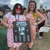 Harry Styles / Jenny Lewis on Oct 7, 2021 [313-small]