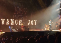 Taylor Swift / Shawn Mendes / Vance Joy / Charli XCX on Oct 3, 2015 [956-small]