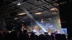 Dodie / Lizzy McAlpine on Mar 1, 2022 [259-small]