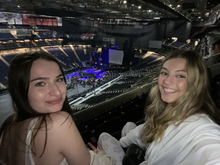 Dua Lipa / Caroline Polachek / Lolo Zouaï on Feb 21, 2022 [766-small]