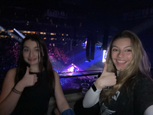 Billie Eilish / Willow Smith on Feb 22, 2022 [769-small]