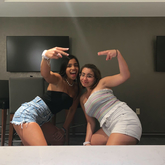 Shawn Mendes / Alessia Cara on Aug 11, 2019 [172-small]