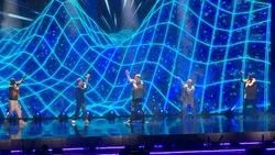 Pentatonix / Rachel Platten on Aug 26, 2019 [124-small]