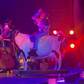 Oliver Tree / Sueco / 347Aidan on Mar 4, 2022 [206-small]