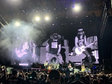 Guns N Roses / Mammoth WVH on Aug 19, 2021 [294-small]