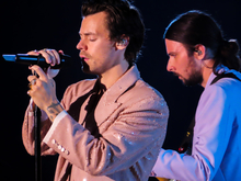 Harry Styles / Jenny Lewis on Sep 29, 2021 [501-small]