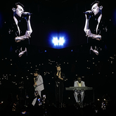 Harry Styles / Jenny Lewis on Nov 19, 2021 [513-small]