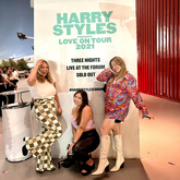 Harry Styles / Jenny Lewis on Nov 17, 2021 [602-small]