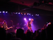 Amyl and The Sniffers / Clamm / Bitch Diesel on Dec 18, 2021 [734-small]