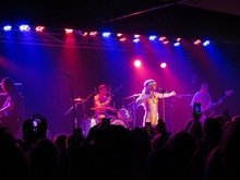 Amyl and The Sniffers / Clamm / Bitch Diesel on Dec 18, 2021 [736-small]