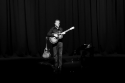 Lloyd Cole on Feb 24, 2018 [391-small]