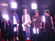 One Direction  / 5 Seconds Of Summer on Jun 7, 2014 [930-small]