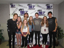 5 Seconds of Summer / Hey Violet on Aug 19, 2015 [989-small]