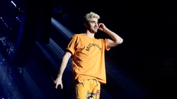 The Chainsmokers / 5 Seconds of Summer / Lennon Stella on Dec 3, 2019 [007-small]