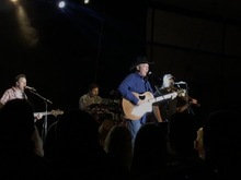 Tracy Lawrence on Nov 14, 2019 [102-small]