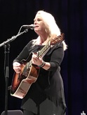 Mary Chapin Carpenter / Shawn Colvin on Oct 10, 2019 [137-small]