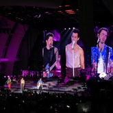 Jonas Brothers / Kelsea Ballerini / Jordan McGraw on Oct 27, 2021 [697-small]