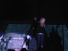 Miranda Lambert on Aug 9, 2010 [909-small]