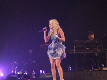 Carrie Underwood / Hunter Hayes on Oct 21, 2012 [996-small]
