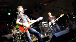 Simon McBride, tags: Simon McBride, Bilston, England, United Kingdom, The Robin - Simon McBride on Nov 6, 2017 [055-small]