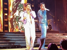 Jonas Brothers / Kelsea Ballerini / Jordan McGraw on Sep 1, 2021 [438-small]