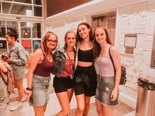 Olivia O'Brien / Kevin George on Apr 13, 2019 [539-small]