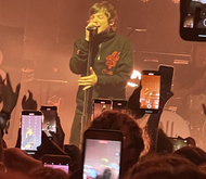 Louis Tomlinson / Sun Room on Feb 1, 2022 [737-small]