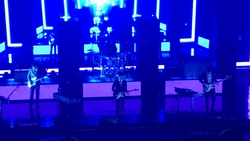 The 1975 / Pale Waves / Colouring on Apr 21, 2017 [741-small]