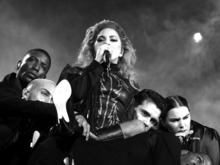 Lady Gaga on Aug 9, 2017 [030-small]