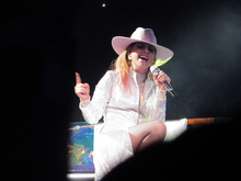Lady Gaga on Aug 9, 2017 [038-small]