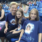 Taylor Swift / Vance Joy / HAIM / Shawn Mendes / Walk the Moon on Jul 24, 2015 [604-small]