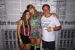 Taylor Swift / Charli xcx / Camila Cabello on Aug 18, 2018 [126-small]
