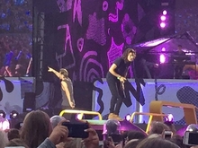 Icona Pop / One Direction  on Jul 21, 2015 [471-small]