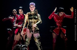 Katy Perry / Tove Styrke on May 27, 2018 [199-small]