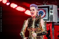 Katy Perry / Tove Styrke on May 27, 2018 [202-small]