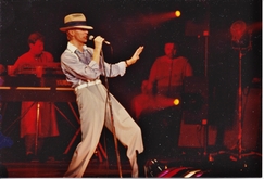 David Bowie on Aug 3, 1983 [341-small]
