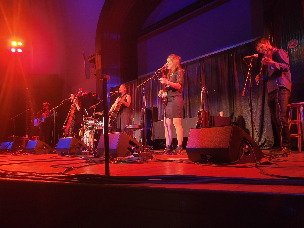 The Wailin' Jennys Concert & Tour History (Updated for 2024) Concert