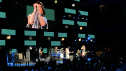 Eric Clapton’s Crossroads Guitar Festival on Sep 20, 2019 [239-small]
