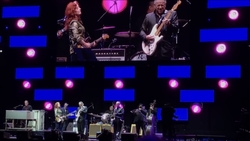 Eric Clapton’s Crossroads Guitar Festival on Sep 20, 2019 [243-small]