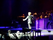 Barry Manilow on Sep 15, 2017 [503-small]