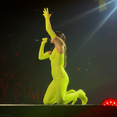 Dua Lipa / Caroline Polachek / Lolo Zouaï on Mar 29, 2022 [382-small]